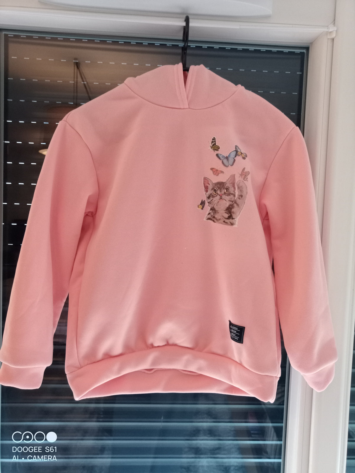 SWEAT A CAPUCHE ENFANT 11 ANS