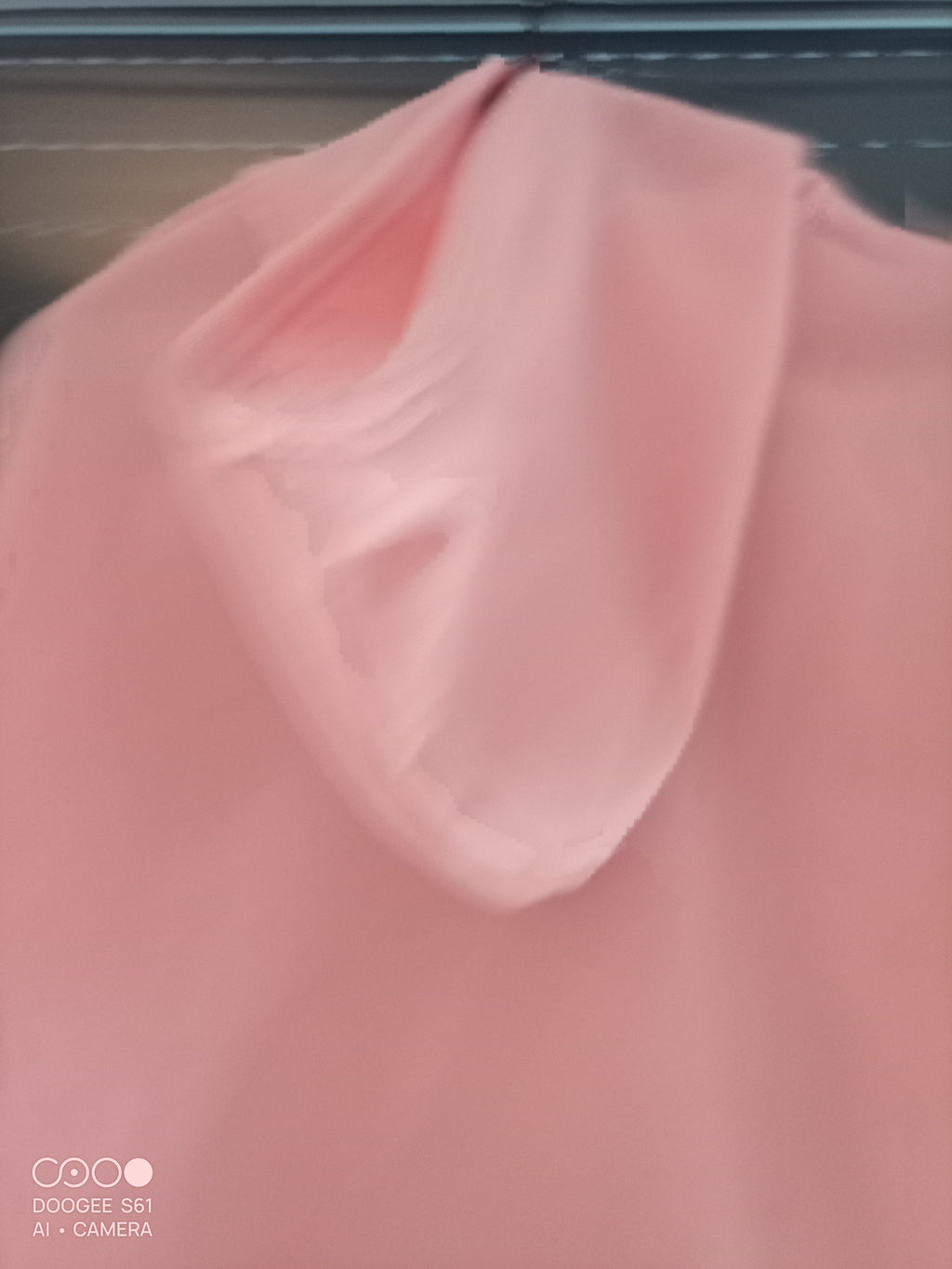 SWEAT A CAPUCHE ENFANT 11 ANS