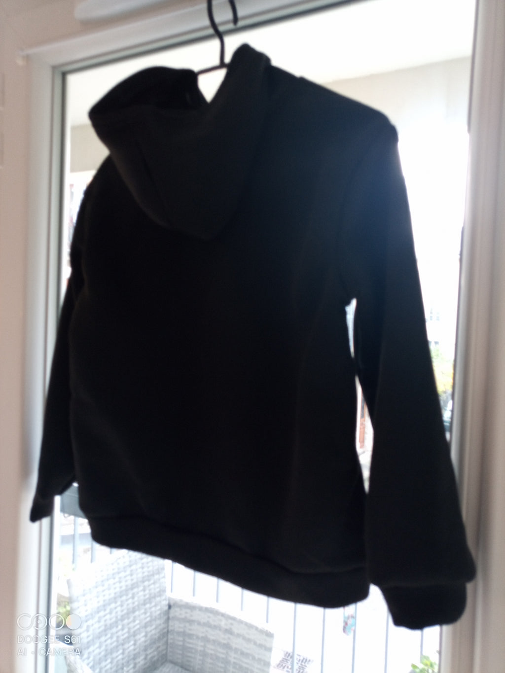 SWEAT A CAPUCHE ENFANT 11 ANS