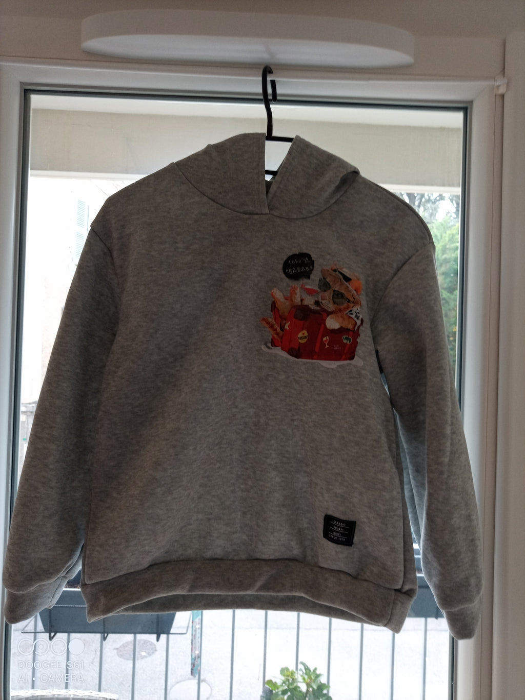 SWEATS A CAPUCHE ENFANT 11 ANS