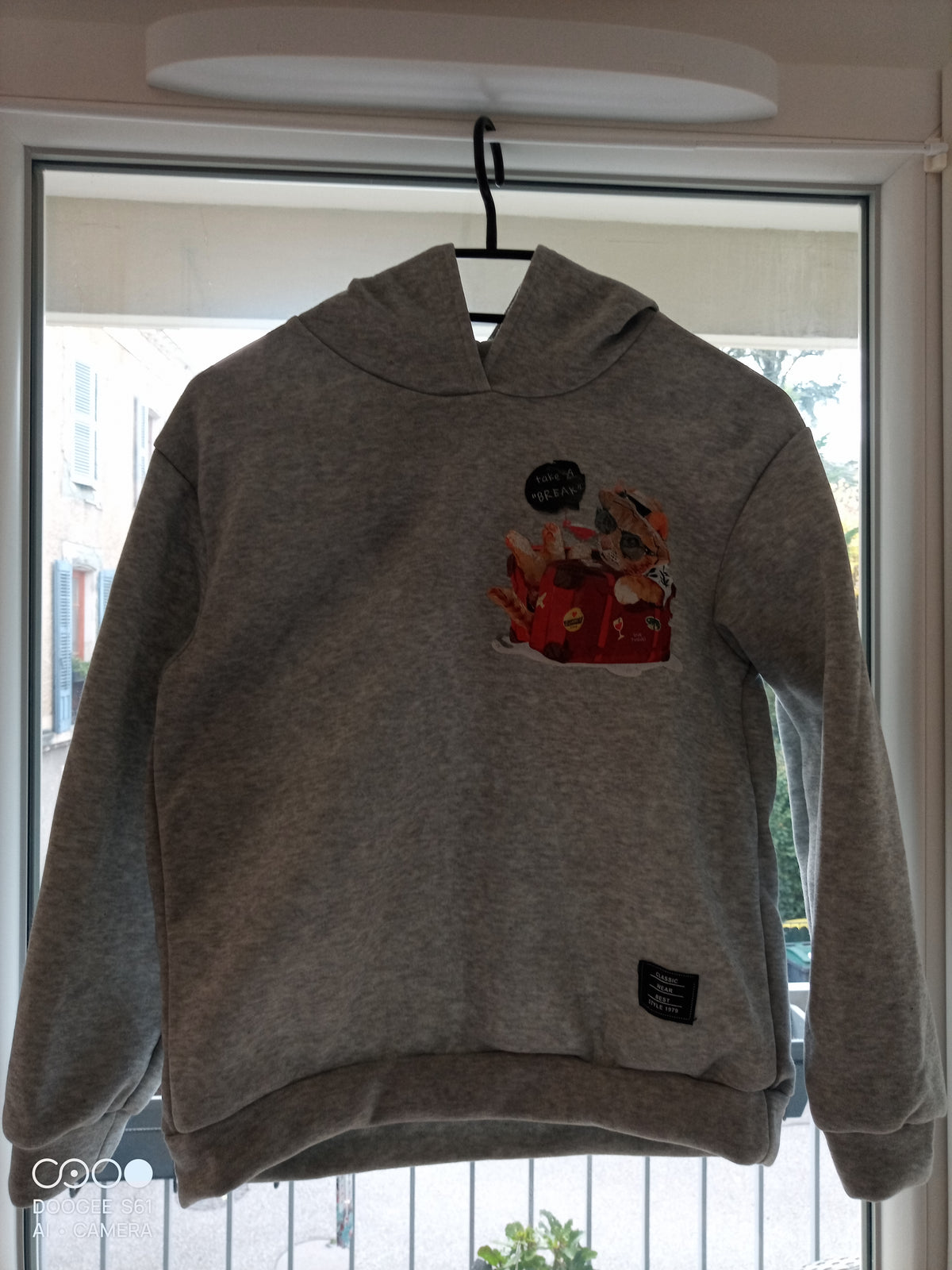 SWEATS A CAPUCHE ENFANT 11 ANS