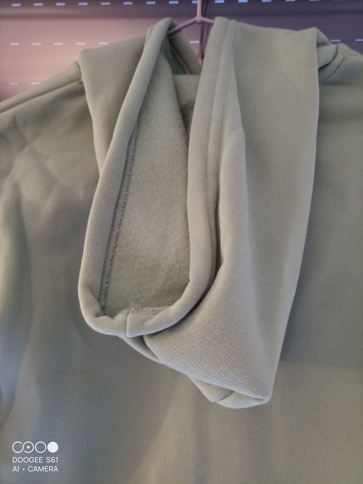 SWEAT A CAPUCHE ENFANT 9 ANS (Copie)
